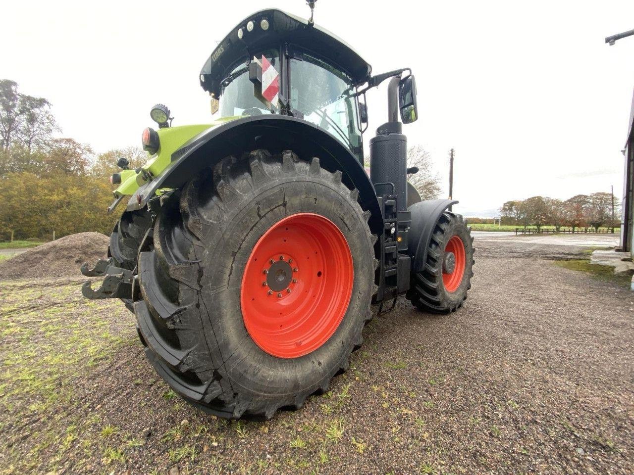 Traktor типа CLAAS AXION 930, Gebrauchtmaschine в FORRES (Фотография 9)