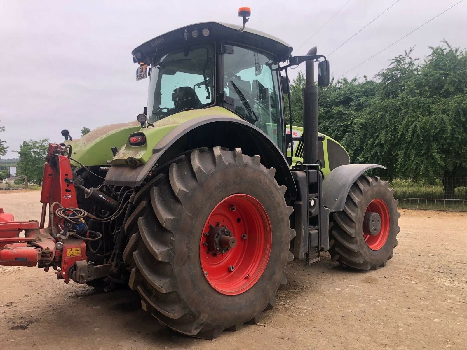 Traktor Türe ait CLAAS AXION 930, Gebrauchtmaschine içinde ST CLEMENT DE LA PLACE (resim 8)