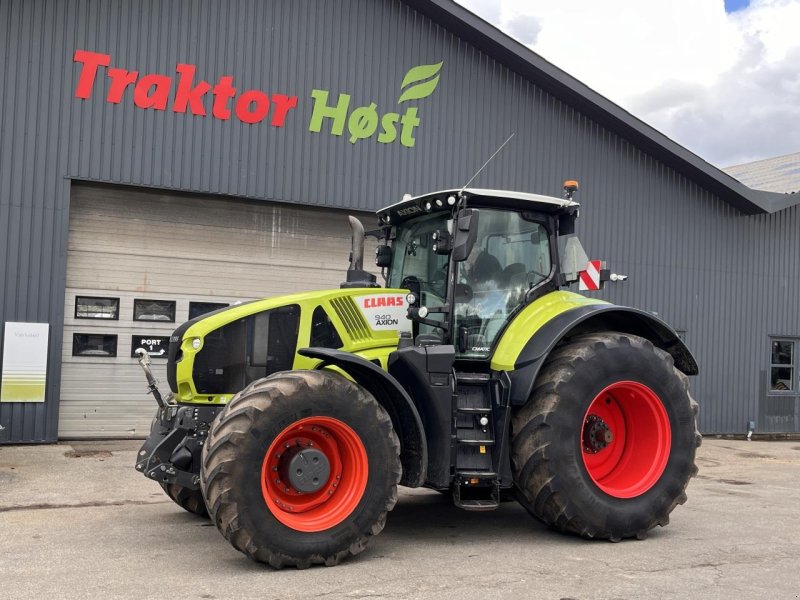Traktor of the type CLAAS AXION 940 CMATIC CEBIS, Gebrauchtmaschine in Hinnerup (Picture 1)