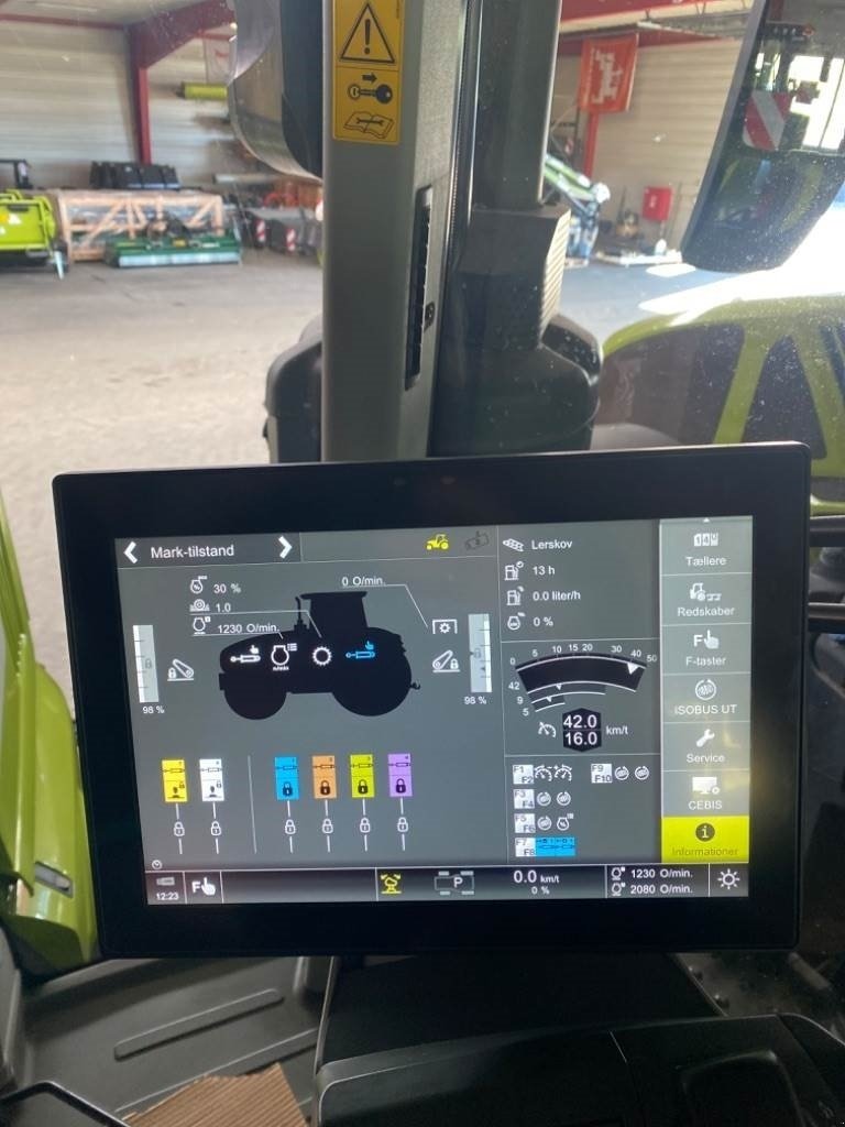 Traktor of the type CLAAS Axion 940 Cmatic, Gebrauchtmaschine in Ribe (Picture 2)