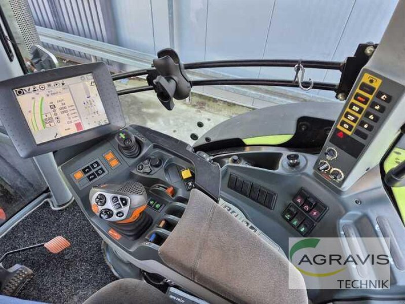Traktor typu CLAAS AXION 940 CMATIC, Gebrauchtmaschine w Beelen (Zdjęcie 11)