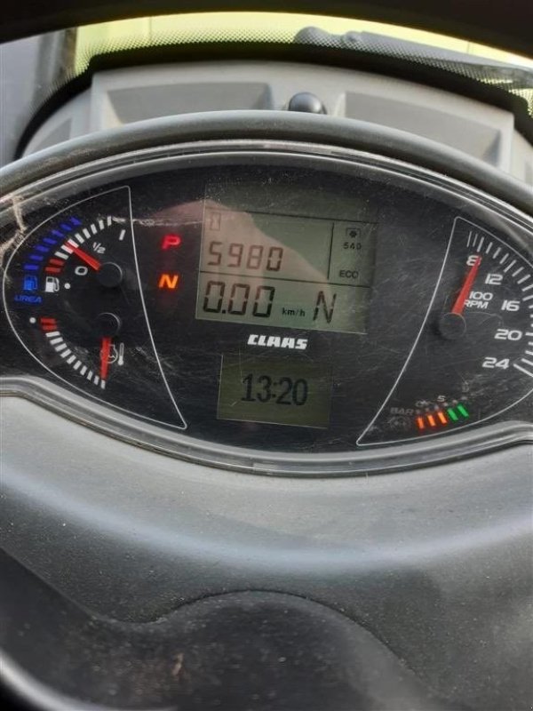 Traktor του τύπου CLAAS AXION 950 CMATIC CEBIS, Gebrauchtmaschine σε Lommatzsch (Φωτογραφία 8)