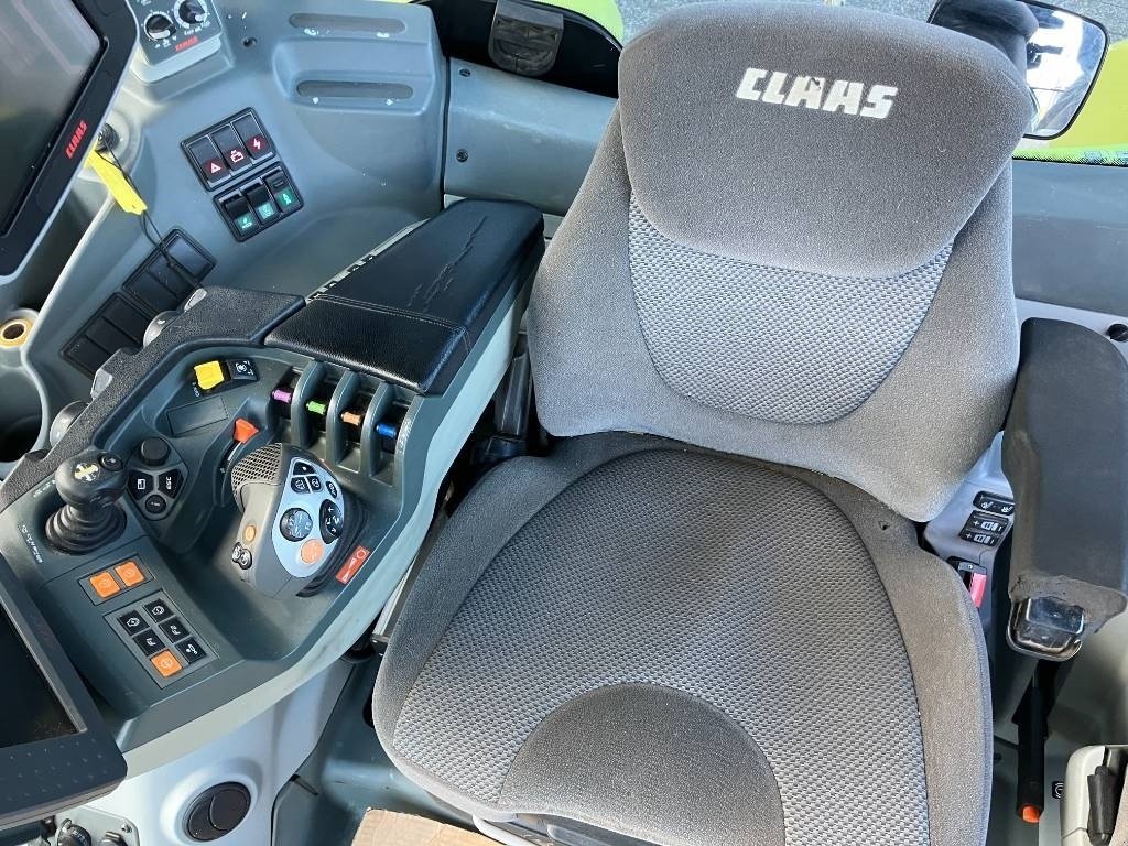 Traktor of the type CLAAS AXION 950 CMATIC CEBIS, Gebrauchtmaschine in Brønderslev (Picture 8)