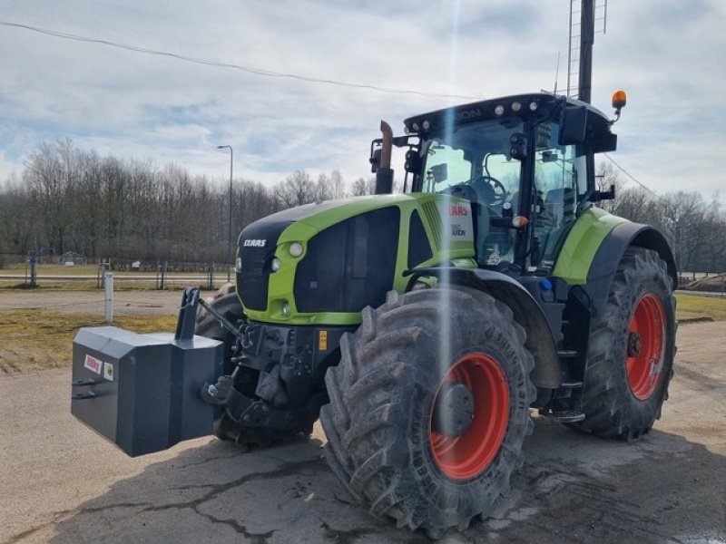 Traktor des Typs CLAAS Axion 950 CMatic GPS. Auto Steering klar. Frontlift. Foraksel og kabine affjedring. Luftbremser. Hitch krog., Gebrauchtmaschine in Kolding (Bild 2)