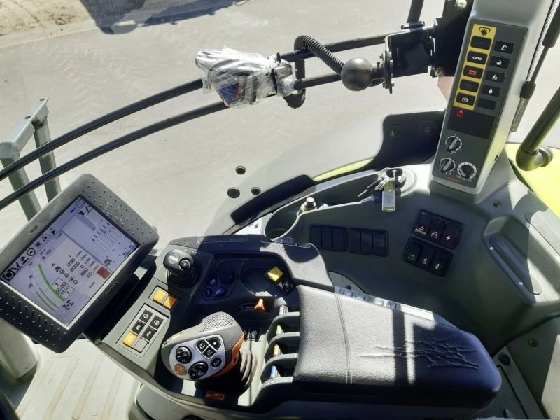 Traktor van het type CLAAS AXION 950, Gebrauchtmaschine in Grimma (Foto 20)