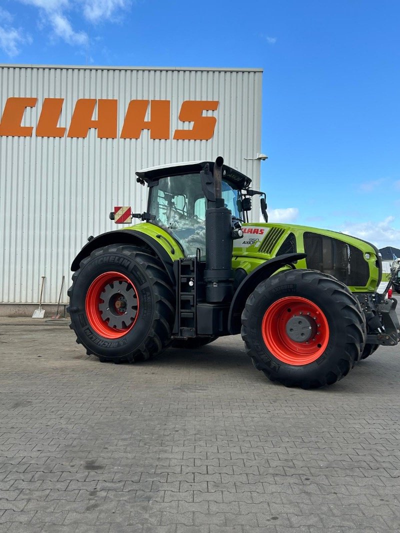 Traktor от тип CLAAS Axion 950, Gebrauchtmaschine в Nauen (Снимка 11)