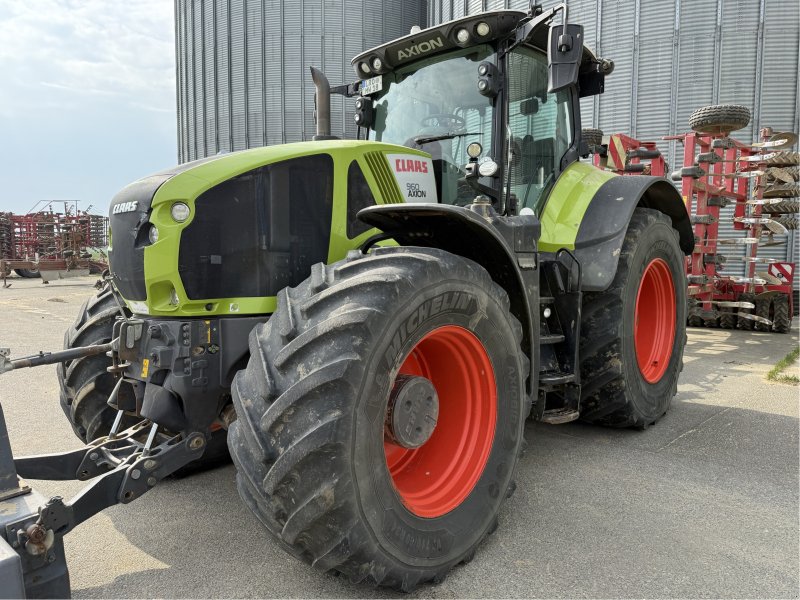 CLAAS Axion 960 C-Maatic, Gebrauchtmaschine, Год выпуска: 2018, Отработанные часы: 7000 Количество часов (Фотография 1) Traktor типа CLAAS Axion 960 C-Maatic, Gebrauchtmaschine в Bützow (Фотография 1)