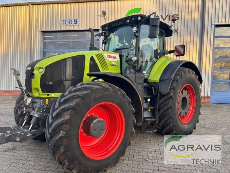 Traktor des Typs CLAAS AXION 960 CMATIC CEBIS, Gebrauchtmaschine in Meppen (Bild 1)