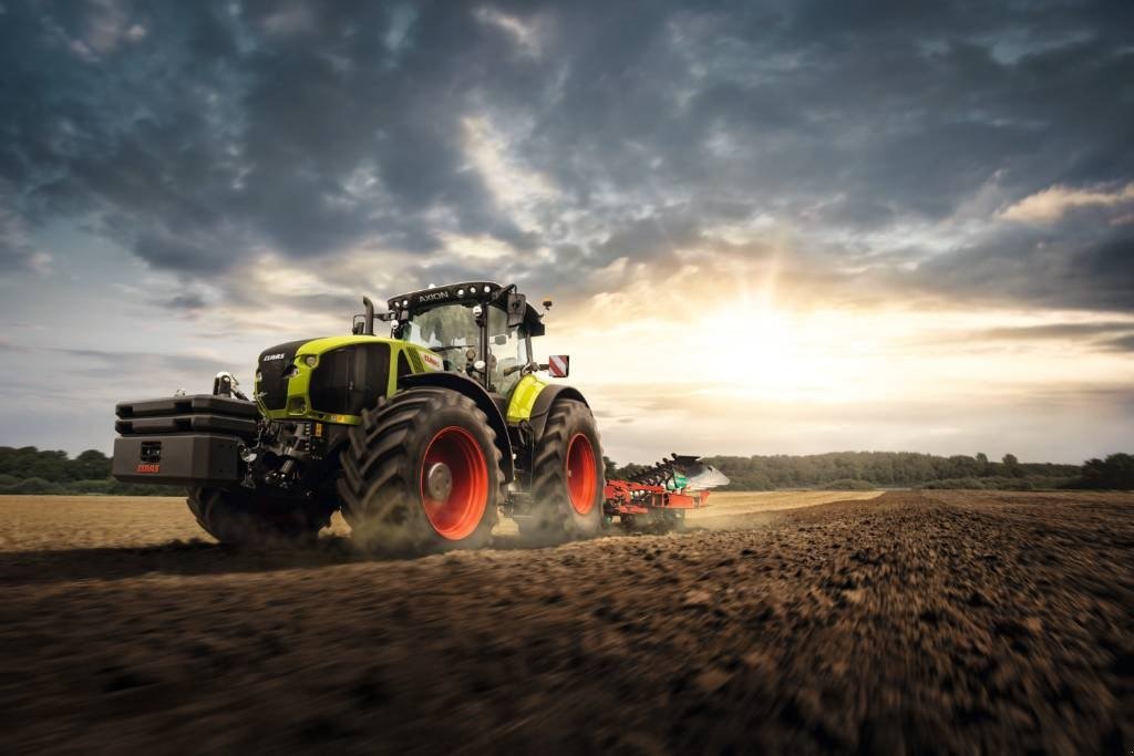 Traktor typu CLAAS Axion 960 cmatic, Gebrauchtmaschine w Brønderslev (Zdjęcie 16)