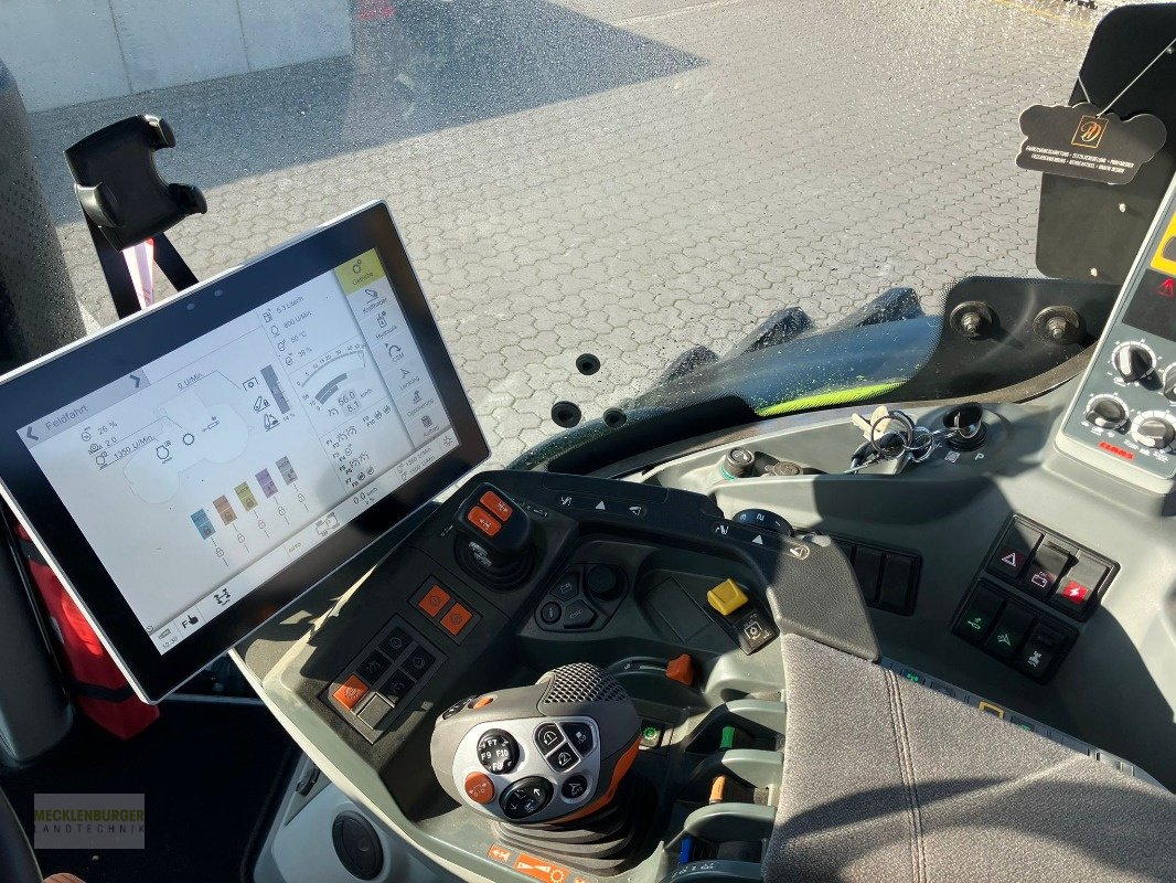 Traktor typu CLAAS Axion 960 **Vorführer**, Gebrauchtmaschine v Mühlengeez (Obrázek 11)