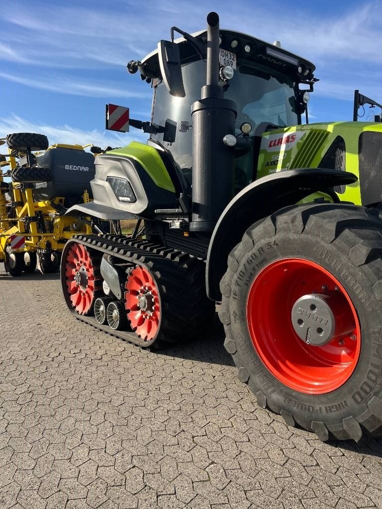 Traktor van het type CLAAS AXION 960TT, Gebrauchtmaschine in Ringe (Foto 14)