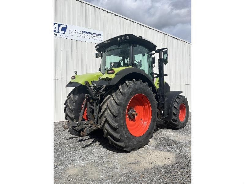 Traktor za tip CLAAS AXION800, Gebrauchtmaschine u CHATEAUBRIANT CEDEX (Slika 3)