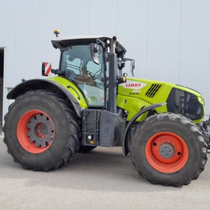 Traktor of the type CLAAS AXION850CIS, Gebrauchtmaschine in Belleville sur Meuse (Picture 3)