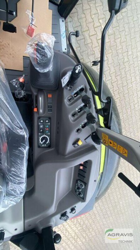 Traktor des Typs CLAAS AXOS 2.105 ADVANCED, Neumaschine in Kottenheim (Bild 8)
