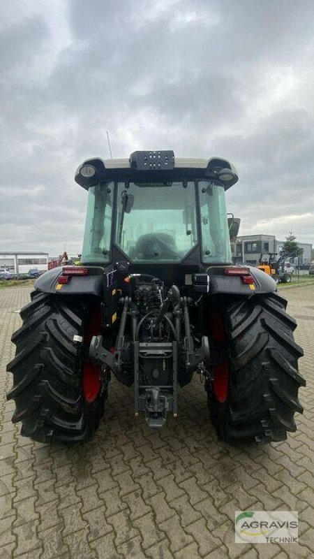 Traktor des Typs CLAAS AXOS 2.105 ADVANCED, Neumaschine in Kottenheim (Bild 3)