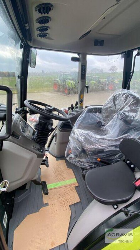 Traktor des Typs CLAAS AXOS 2.105 ADVANCED, Neumaschine in Kottenheim (Bild 7)