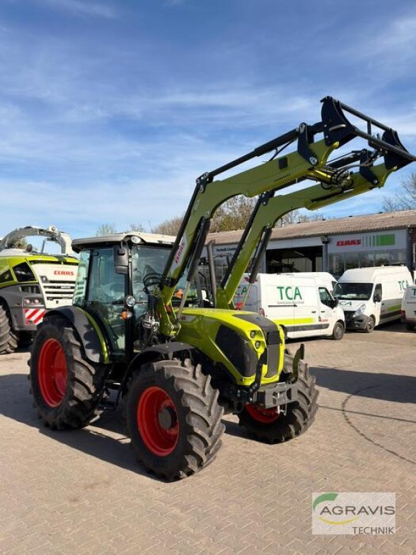 Traktor of the type CLAAS AXOS 2.105 ADVANCED, Neumaschine in Geilenkirchen - Prummern (Picture 1)