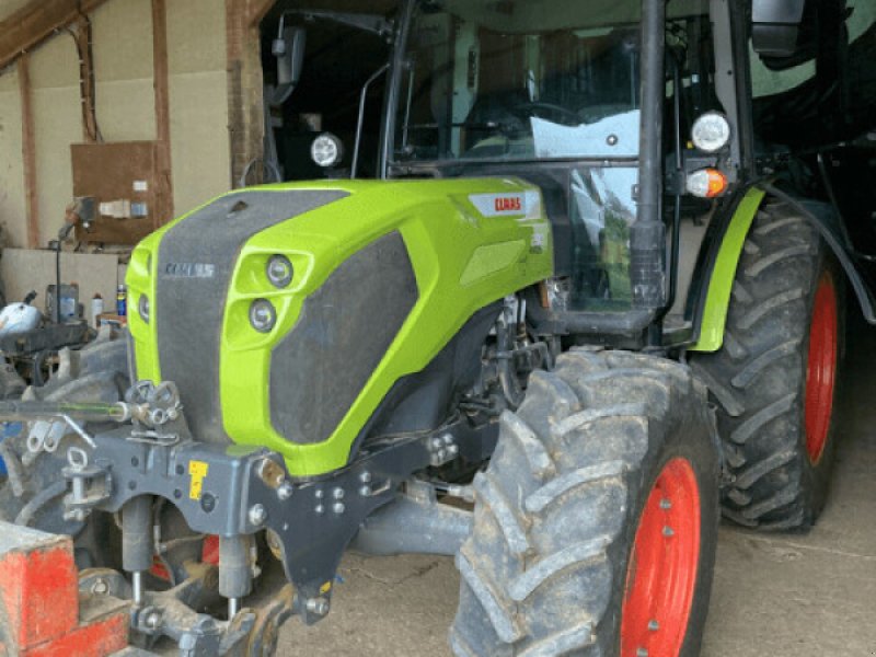 Traktor Türe ait CLAAS AXOS 230 TRADITION, Gebrauchtmaschine içinde CHATEAU GAILLARD (resim 1)
