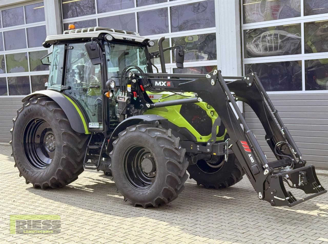 Traktor a típus CLAAS AXOS 240 Advanced Black A110, Neumaschine ekkor: Homberg (Ohm) - Maulbach (Kép 2)