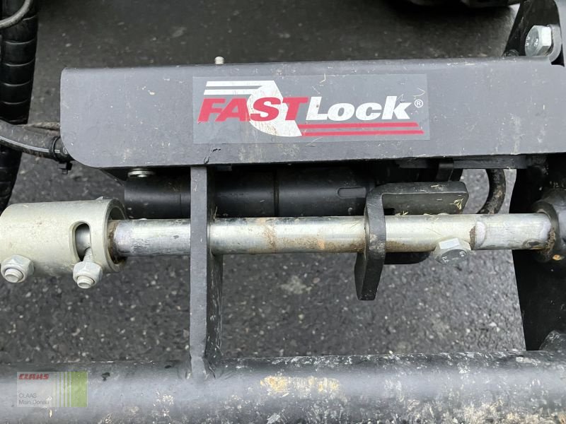 Traktor des Typs CLAAS AXOS 240 ADVANCED MIT FL U506, Neumaschine in Werneck (Bild 23)