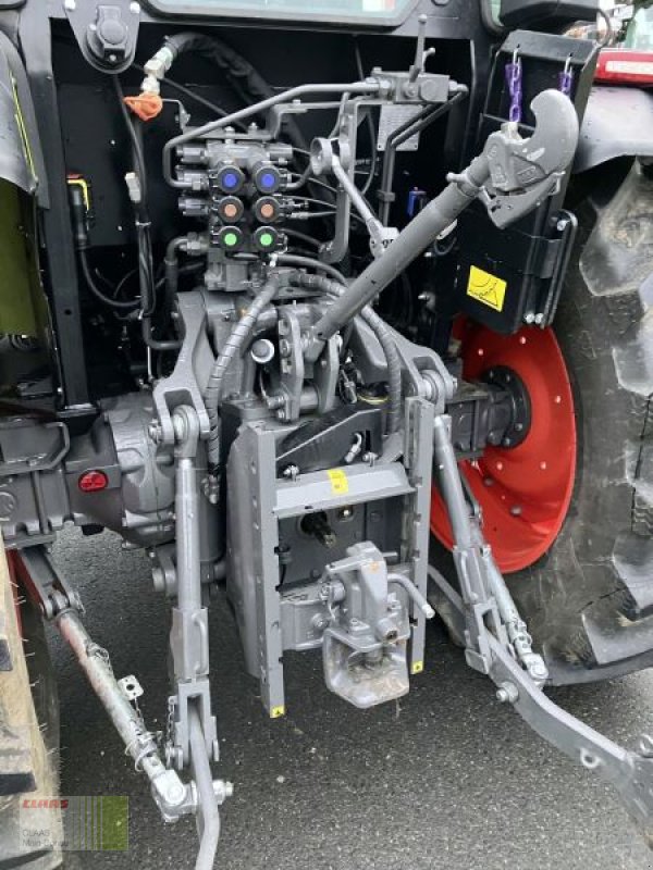 Traktor des Typs CLAAS AXOS 240 ADVANCED MIT FL U506, Neumaschine in Werneck (Bild 16)