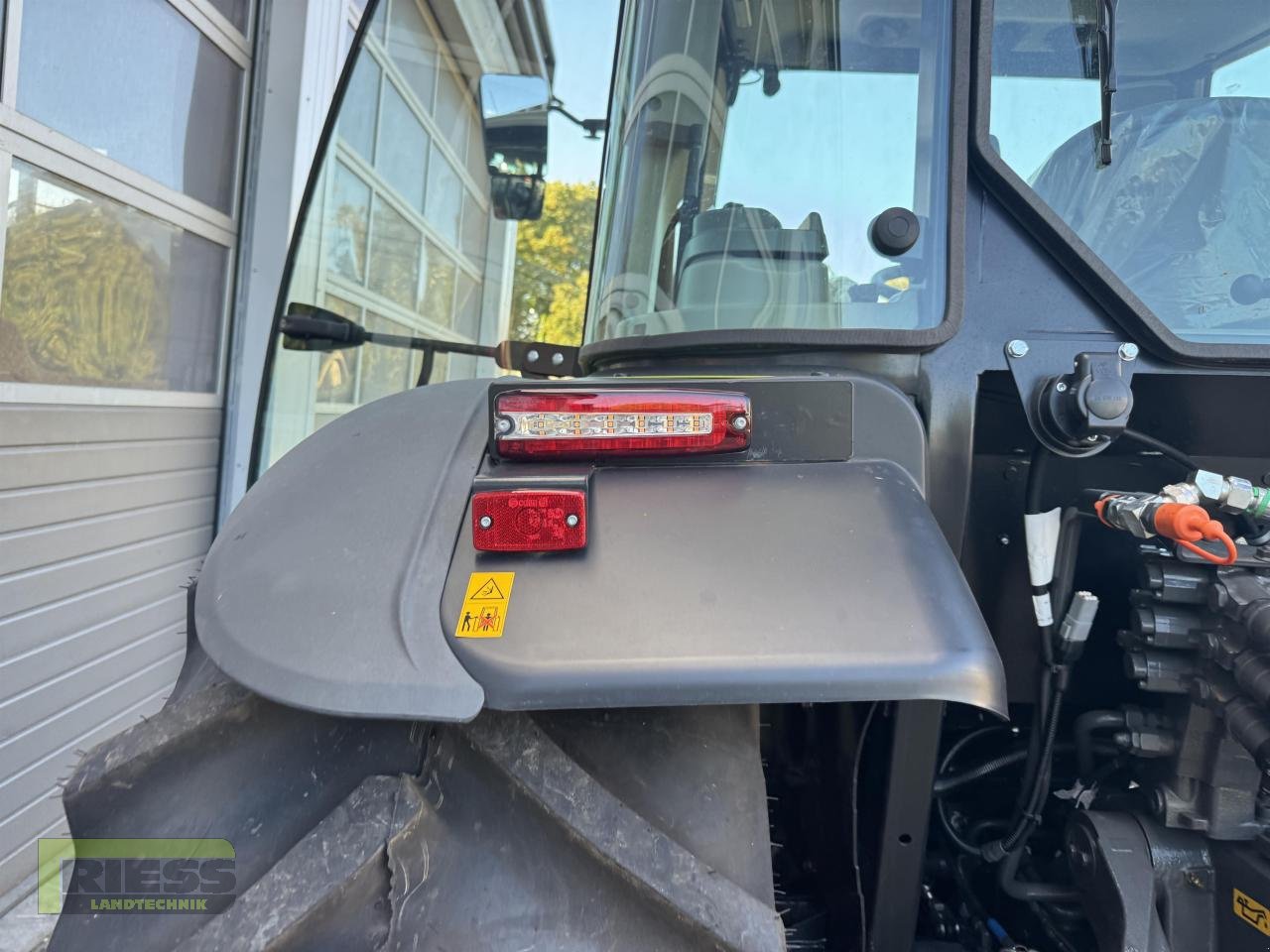 Traktor Türe ait CLAAS AXOS 240 Advanced + MX A106, Neumaschine içinde Homberg/Ohm - Maulbach (resim 16)