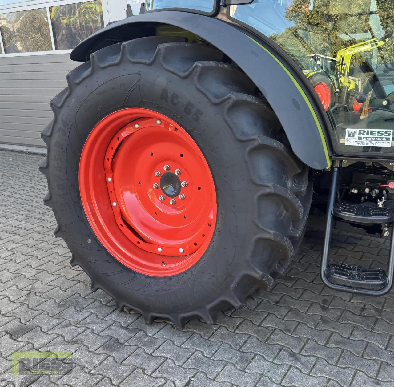 Traktor Türe ait CLAAS AXOS 240 Advanced + MX A106, Neumaschine içinde Homberg/Ohm - Maulbach (resim 18)
