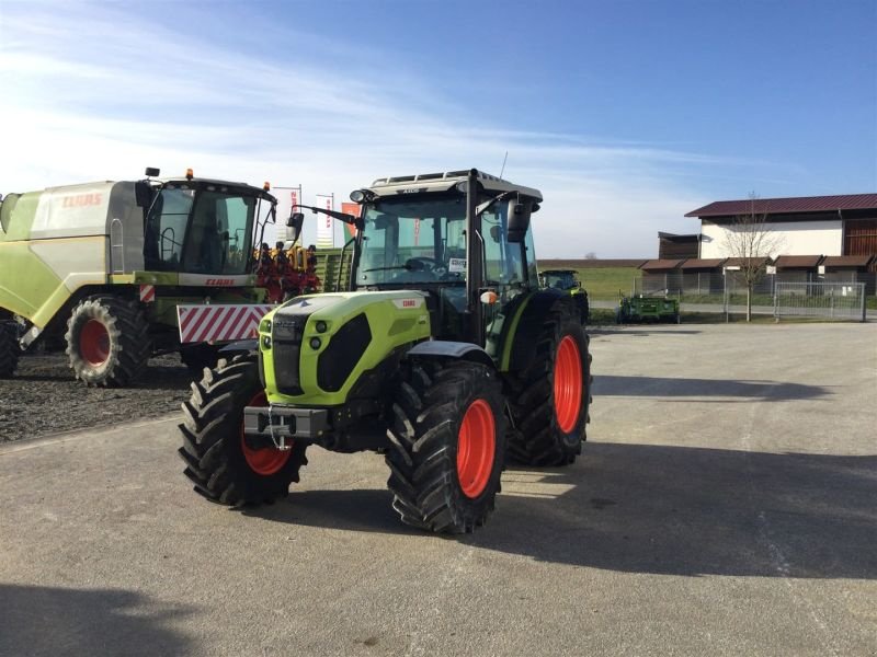 Traktor от тип CLAAS AXOS 240, Neumaschine в Arnstorf (Снимка 1)