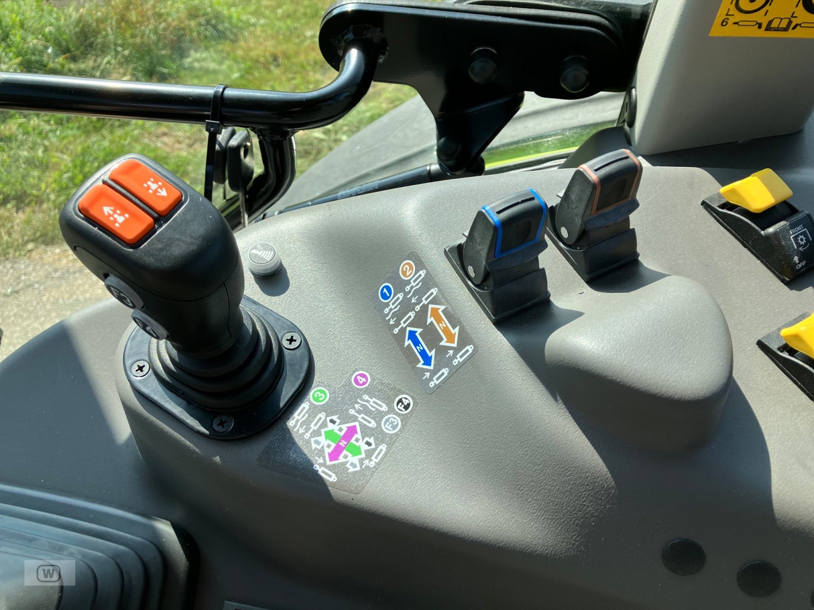 Traktor типа CLAAS Axos 240, Neumaschine в Zell an der Pram (Фотография 20)