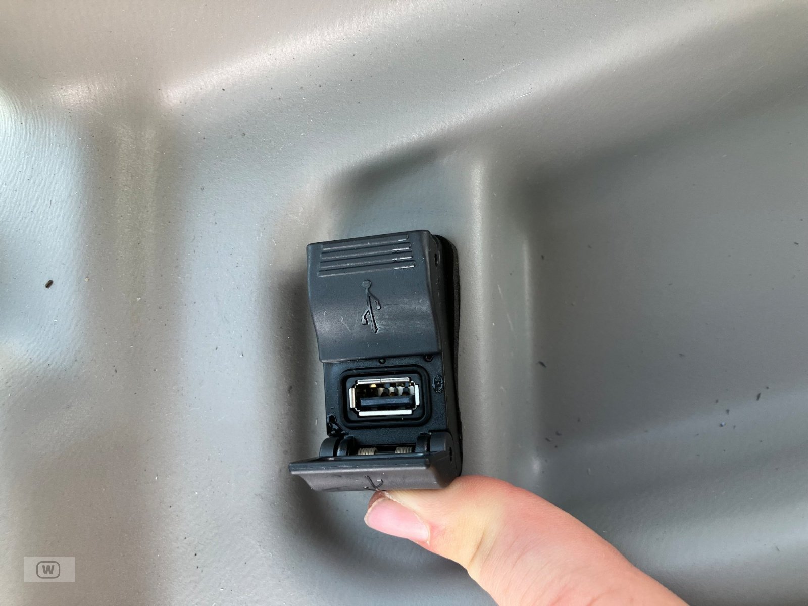 Traktor типа CLAAS Axos 240, Neumaschine в Zell an der Pram (Фотография 26)