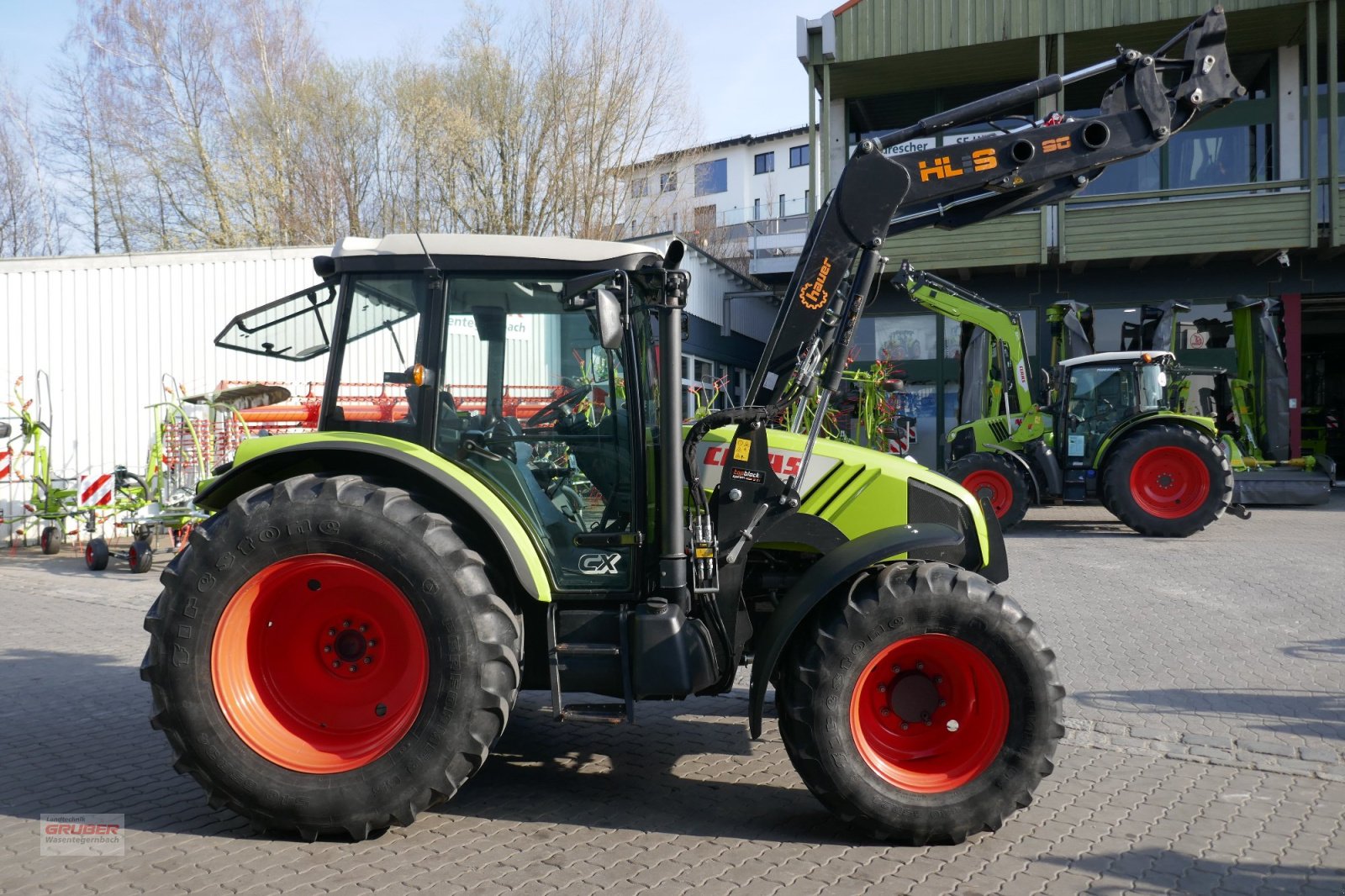 Traktor del tipo CLAAS Axos 310 CX, Gebrauchtmaschine en Dorfen (Imagen 4)