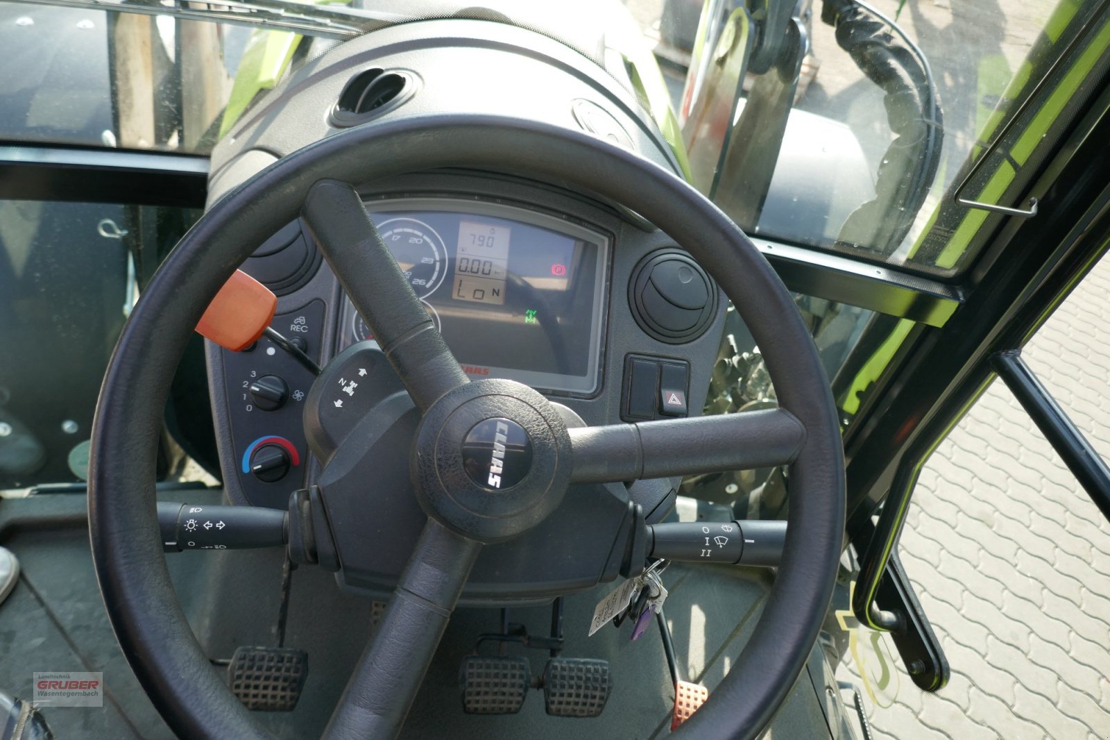 Traktor del tipo CLAAS Axos 310 CX, Gebrauchtmaschine en Dorfen (Imagen 15)