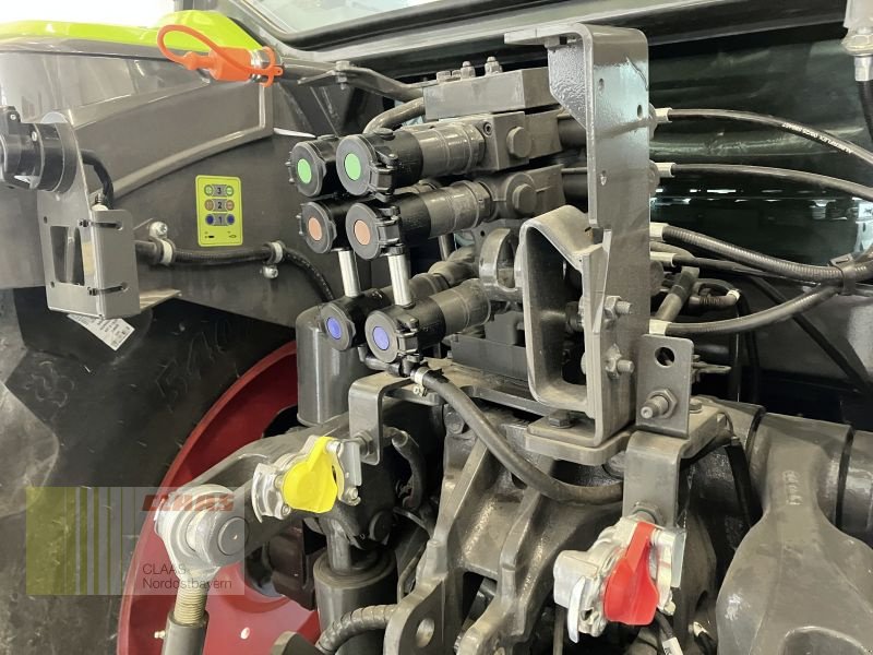 Traktor des Typs CLAAS AXOS 3.105, Neumaschine in Gefrees (Bild 10)