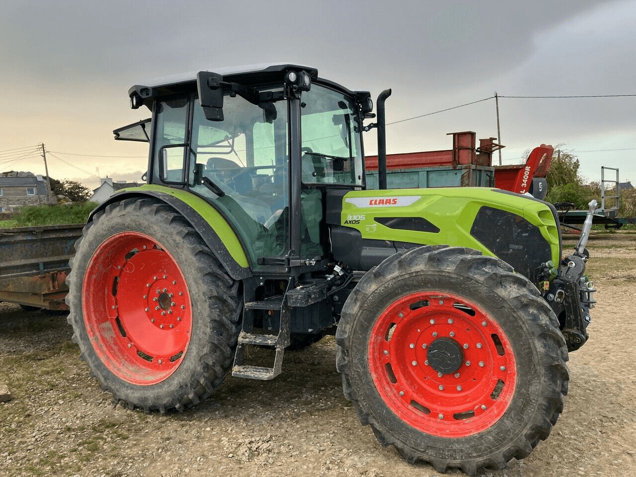 Traktor tip CLAAS AXOS 3.105, Gebrauchtmaschine in PLOUIGNEAU (Poză 3)