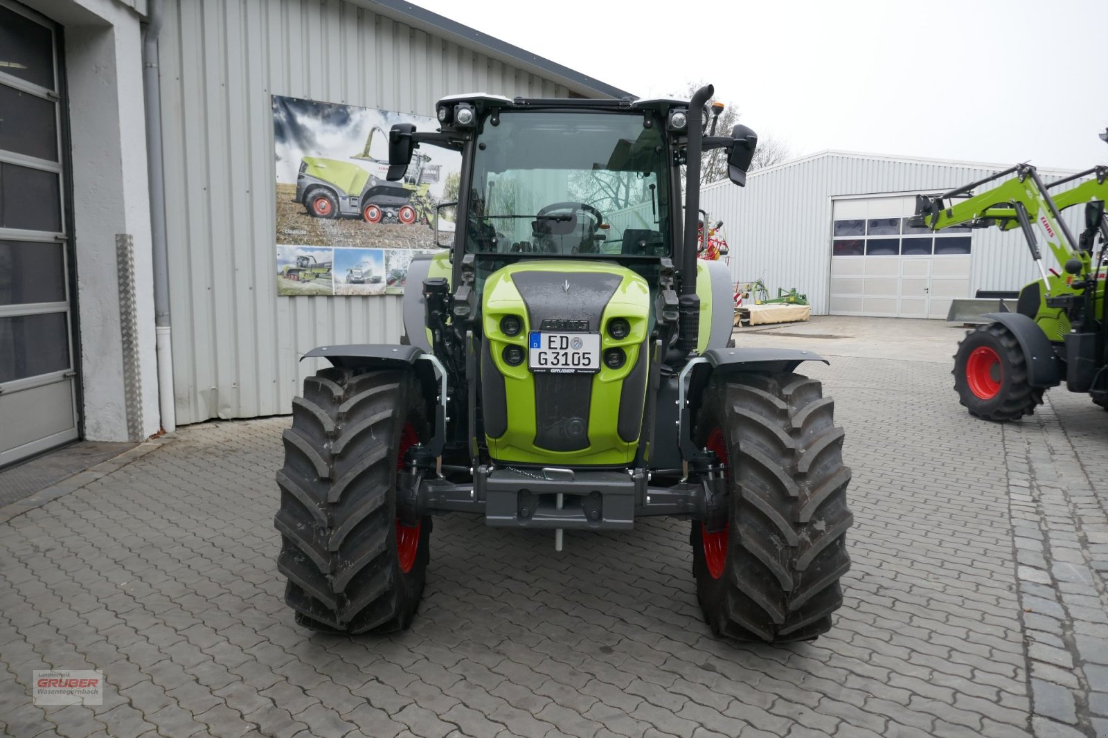 Traktor des Typs CLAAS Axos 3.105, Neumaschine in Dorfen (Bild 2)