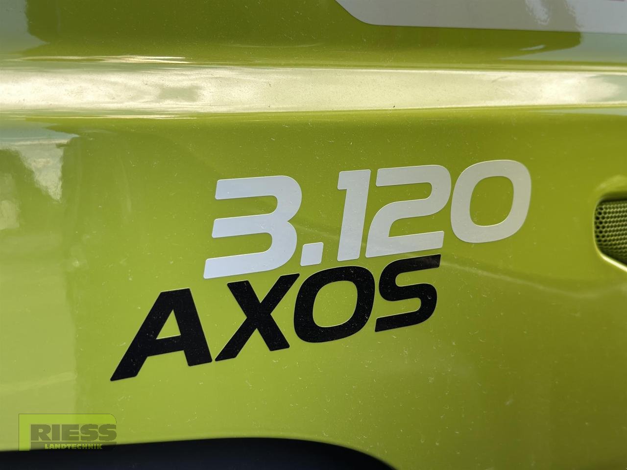 Traktor типа CLAAS AXOS 3.120 B13 + FL 100 C  FHZ, Vorführmaschine в Homberg/Ohm - Maulbach (Фотография 18)