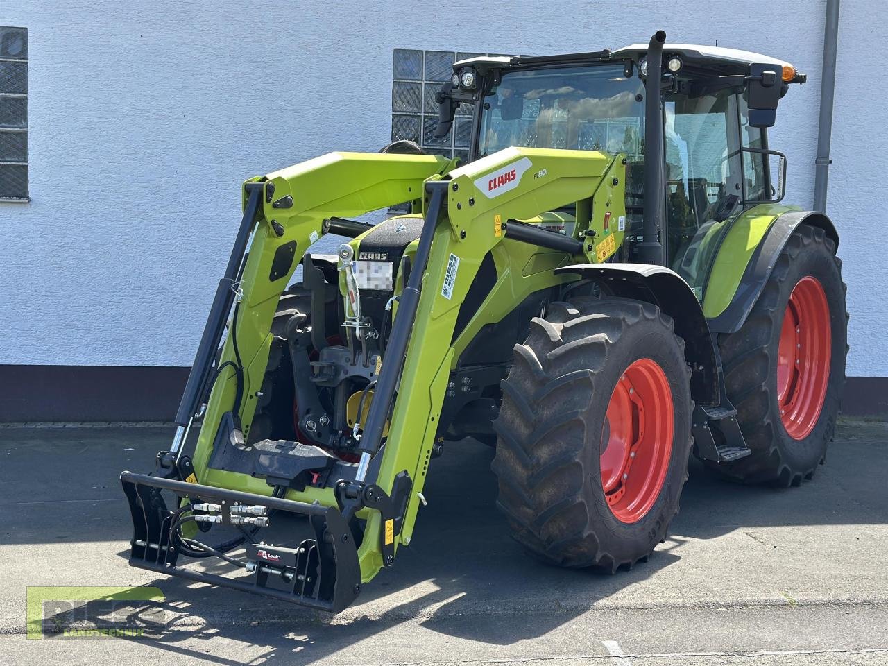 Traktor типа CLAAS AXOS 3.120 B13 + FL 100 C  FHZ, Vorführmaschine в Homberg/Ohm - Maulbach (Фотография 19)