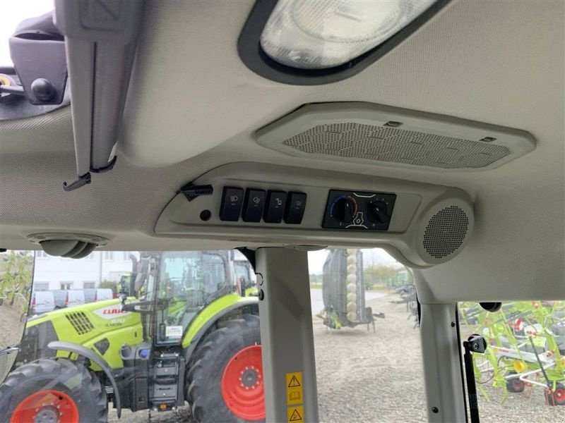 Traktor des Typs CLAAS AXOS 3.120, Vorführmaschine in Grabenstätt/Erlstätt (Bild 15)