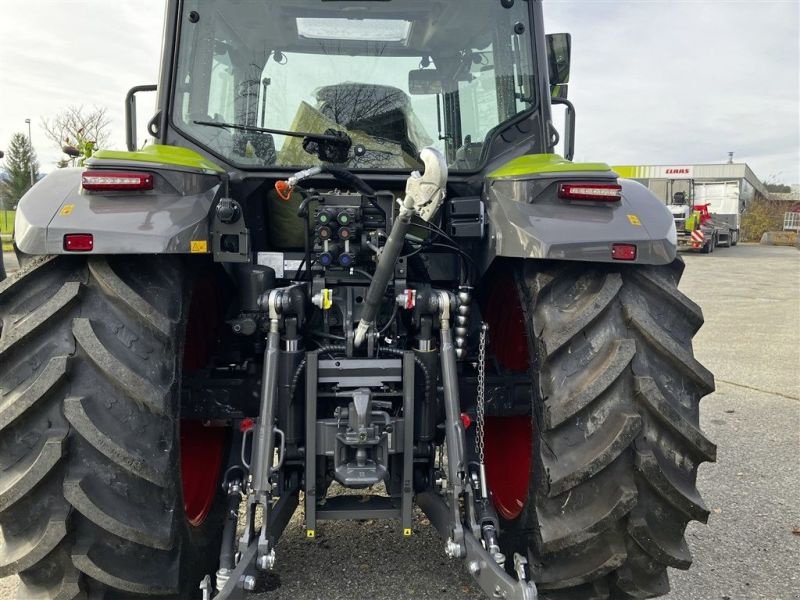 Traktor des Typs CLAAS AXOS  3.120, Neumaschine in Grabenstätt-Erlstätt (Bild 4)