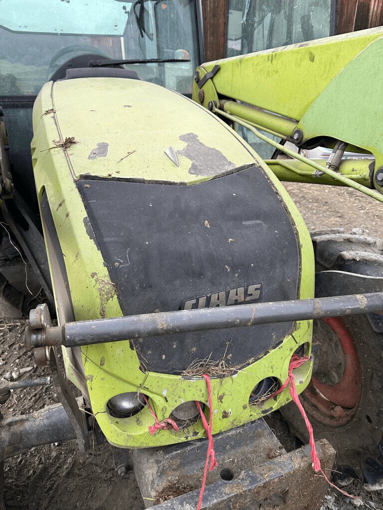 Traktor del tipo CLAAS AXOS 320 CABINE CX, Gebrauchtmaschine In Feurs (Immagine 8)