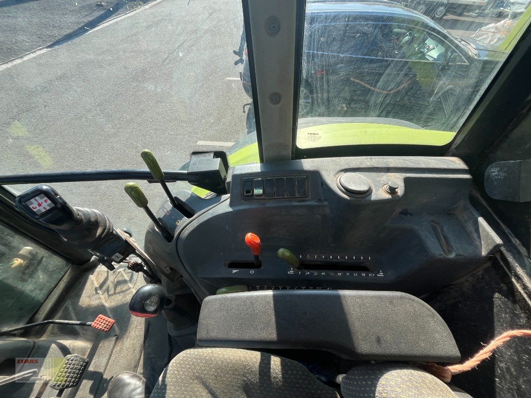 Traktor типа CLAAS AXOS 320 CX, Frontlader MX U10, Gebrauchtmaschine в Westerstede (Фотография 22)