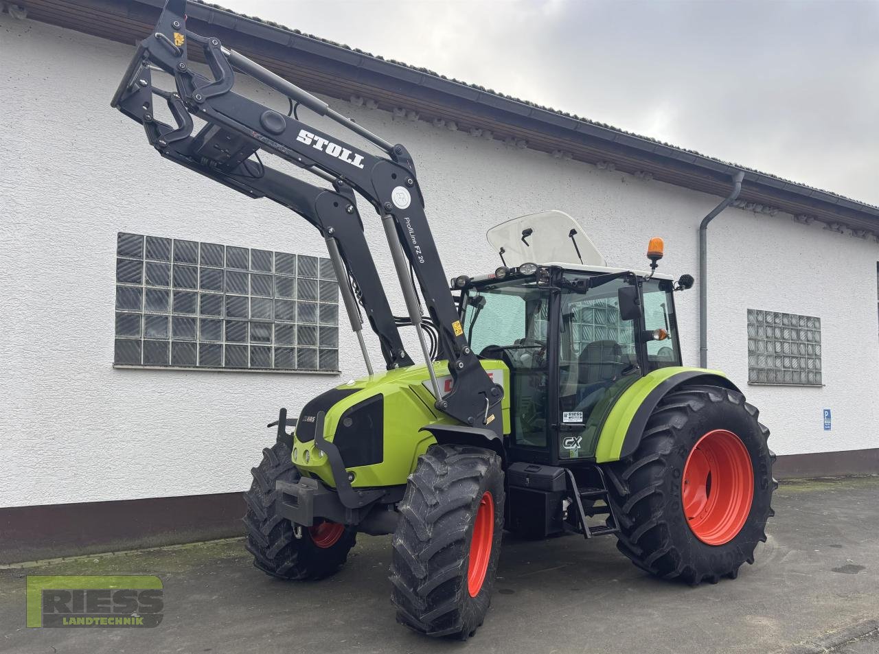 Traktor типа CLAAS AXOS 320 CX Stoll FZ 20, Gebrauchtmaschine в Homberg/Ohm - Maulbach (Фотография 2)