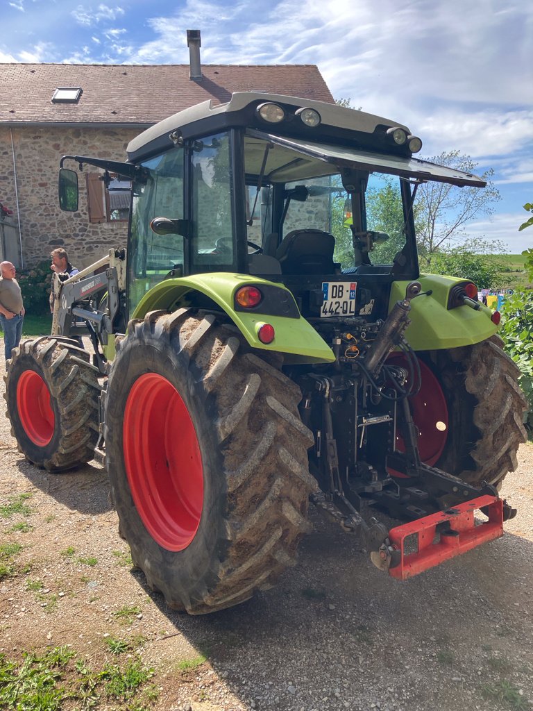 Traktor del tipo CLAAS AXOS 320 CX, Gebrauchtmaschine en MORLHON LE HAUT (Imagen 3)