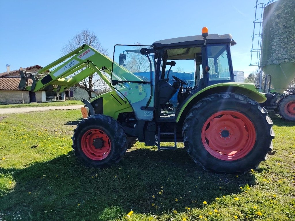 Traktor tipa CLAAS AXOS 320, Gebrauchtmaschine u Castel-Sarrazin (Slika 2)