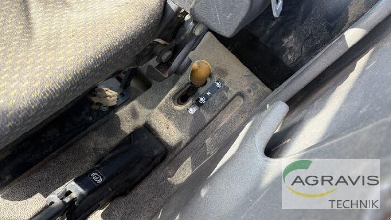 Traktor del tipo CLAAS AXOS 330 CX, Gebrauchtmaschine In Werl-Oberbergstraße (Immagine 15)