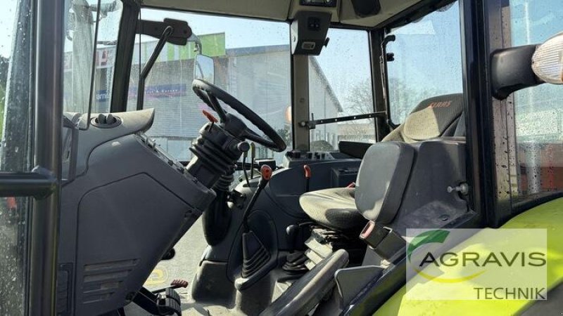 Traktor del tipo CLAAS AXOS 330 CX, Gebrauchtmaschine In Werl-Oberbergstraße (Immagine 10)