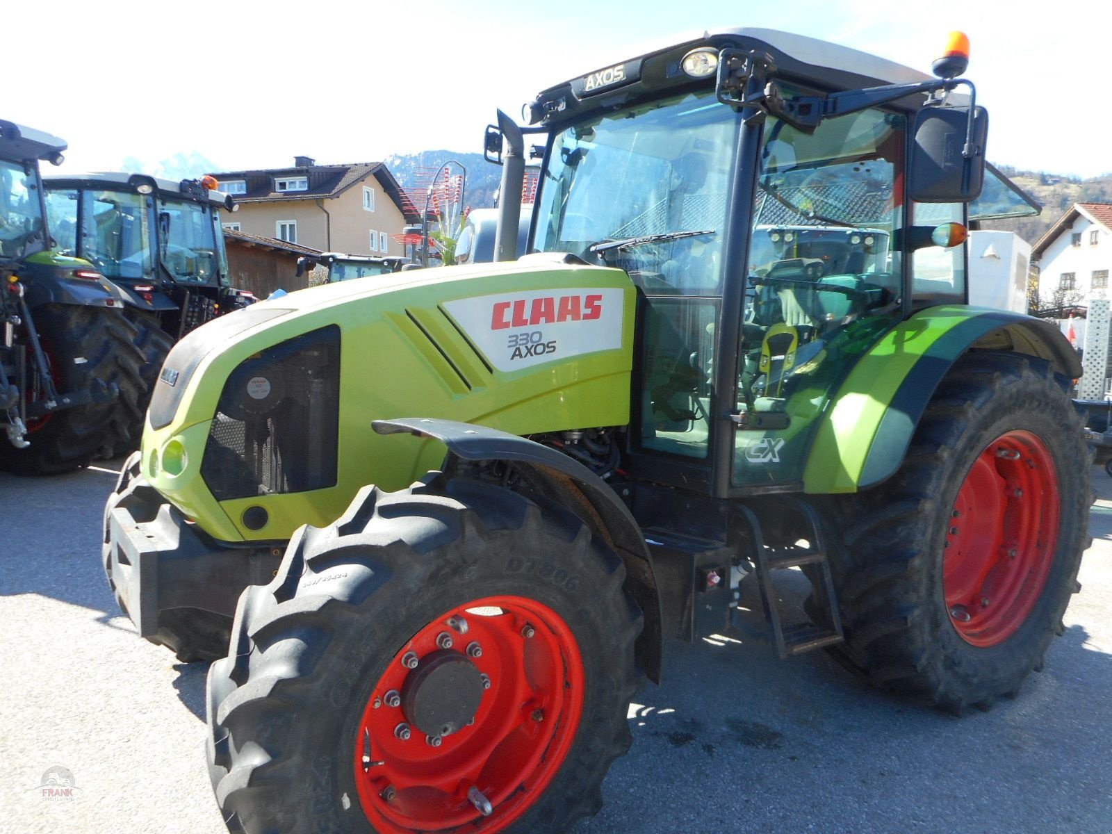 Traktor vrste CLAAS Axos 330 CX, Gebrauchtmaschine v Bad Vigaun (Slika 1)