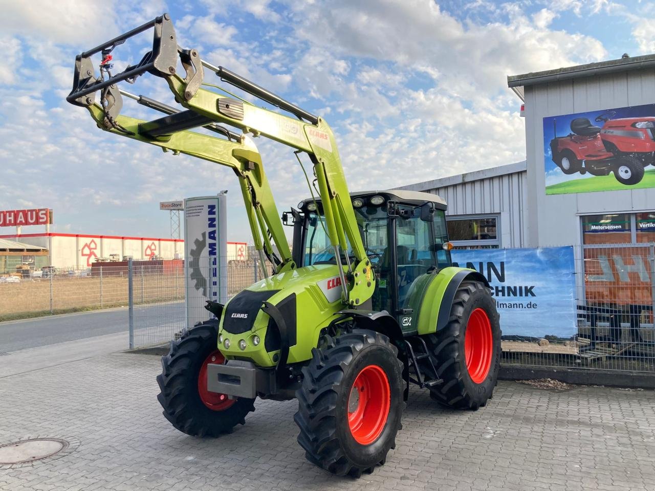 Traktor Türe ait CLAAS Axos 330 CX, Gebrauchtmaschine içinde Stuhr (resim 1)