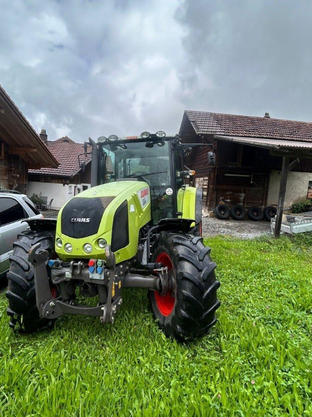 Traktor типа CLAAS Axos 330, Gebrauchtmaschine в Grosswangen (Фотография 2)
