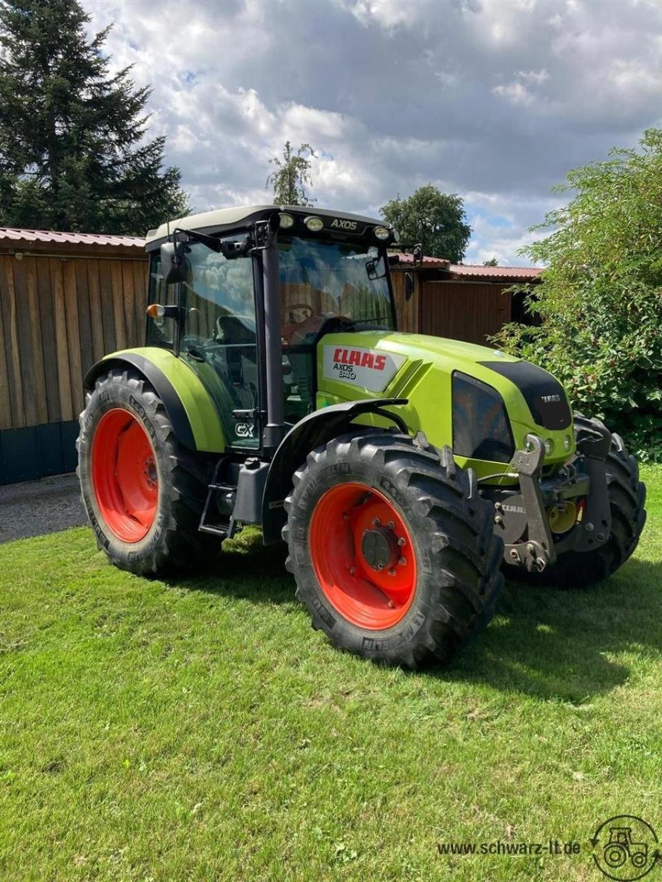 Traktor des Typs CLAAS Axos 340 CX, Gebrauchtmaschine in Aspach (Bild 2)